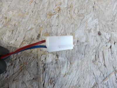 Mercedes White 2 Pin 2 Wire Connector 22054555285